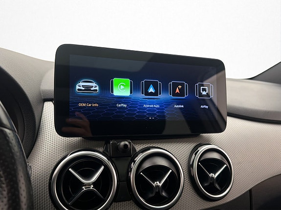 Mercedes-Benz B200 19 of 30