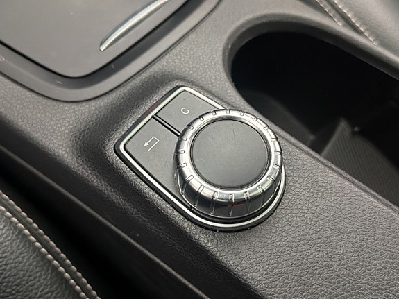 Mercedes-Benz B200 24 of 30