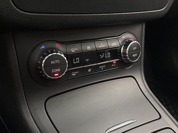 Mercedes-Benz B200 23 of 30