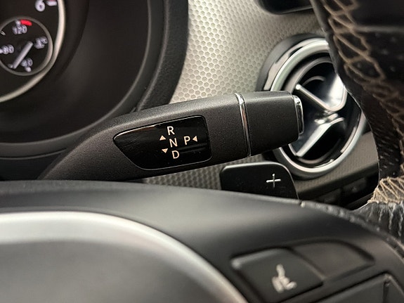 Mercedes-Benz B200 18 of 30
