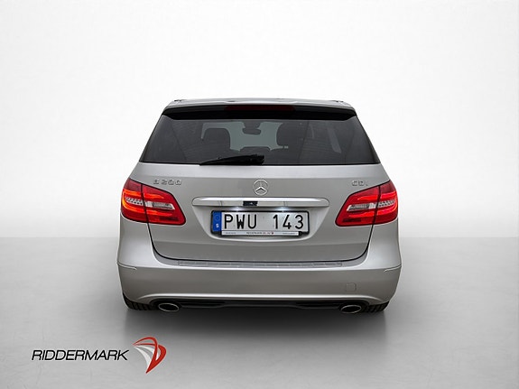 Mercedes-Benz B200 7 of 30