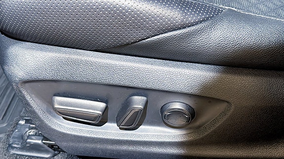 Toyota C-HR 15 of 19