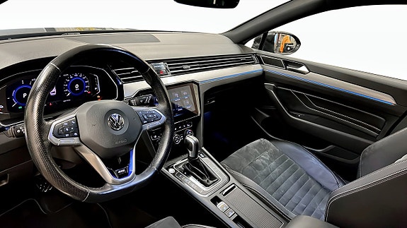Volkswagen Passat 7 of 25