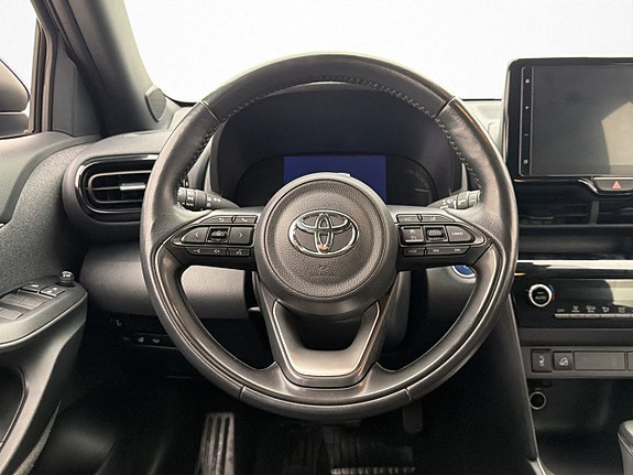 Toyota Yaris Cross 14 of 30