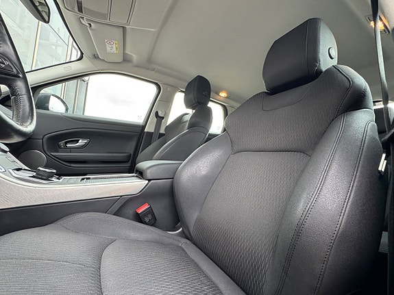 Land Rover Range Rover Evoque 12 of 12