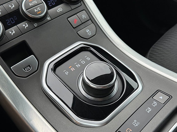 Land Rover Range Rover Evoque 6 of 12