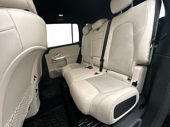 Mercedes-Benz EQB300 29 of 30