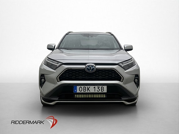Toyota RAV4 2 of 30