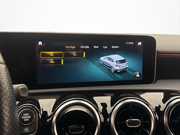 Mercedes-Benz A250 19 of 30