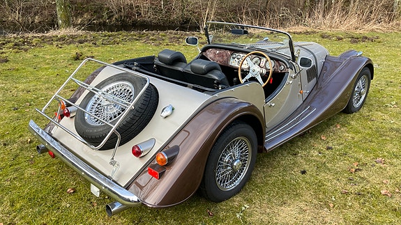 Morgan Plus 8 3 of 4