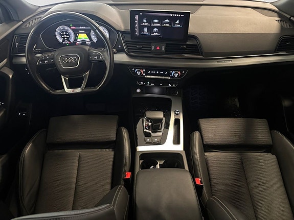 Audi Q5 9 of 12