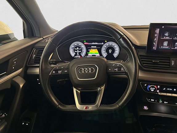 Audi Q5 10 of 12