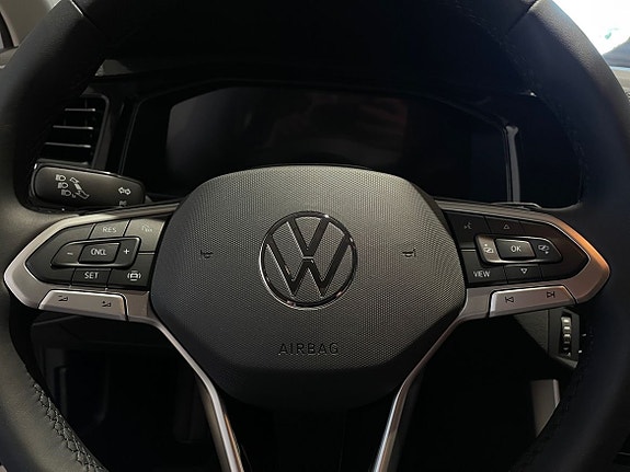 Volkswagen Polo 19 of 19