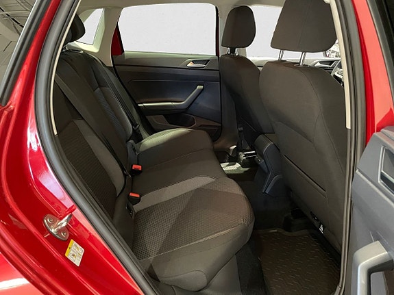 Volkswagen Polo 15 of 19