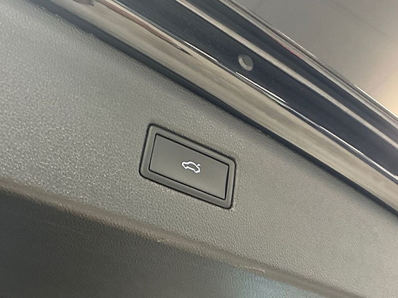 Volkswagen Tiguan 25 of 25
