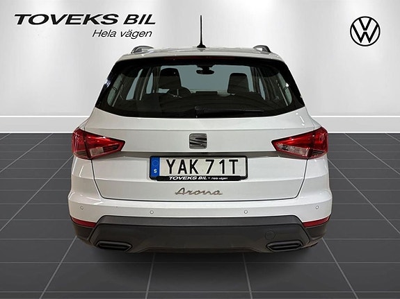 Seat Arona 6 of 23
