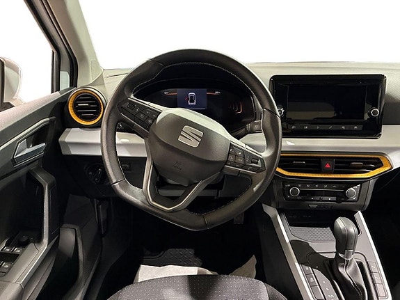 Seat Arona 10 of 23