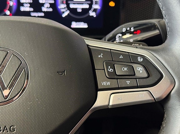 Volkswagen Passat 21 of 21