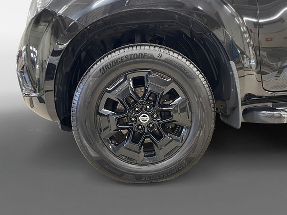 Nissan Navara 14 of 15