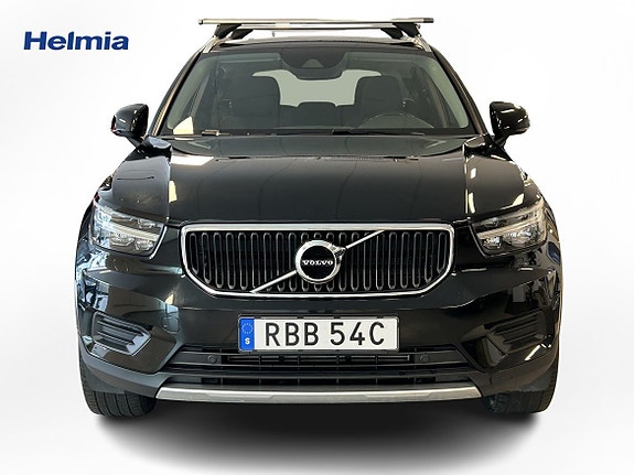 Volvo XC40 6 of 15