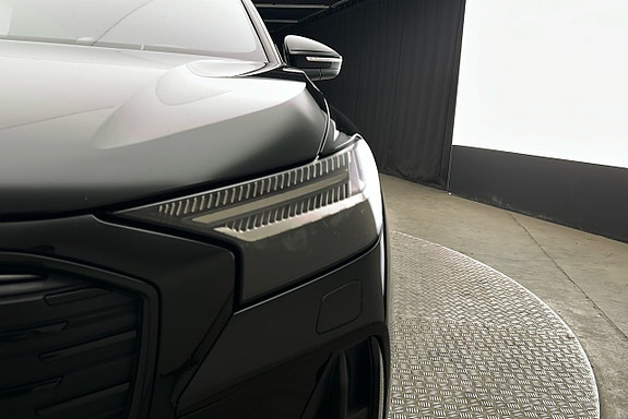 Audi Q4 e-tron 11 of 23