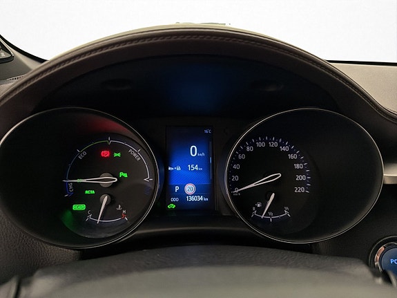 Toyota C-HR 16 of 30