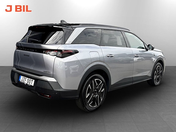 Peugeot 5008 3 of 19