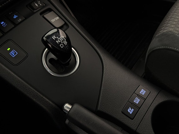 Toyota Auris 21 of 29