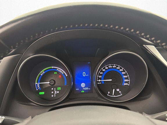 Toyota Auris 16 of 29