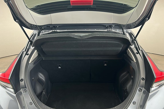 Nissan Leaf 14 of 23