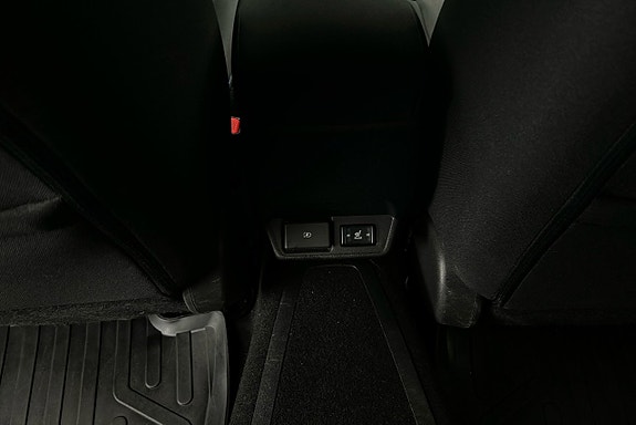 Nissan Leaf 17 of 23
