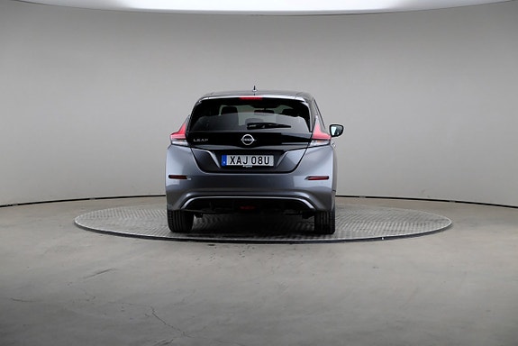 Nissan Leaf 5 of 23