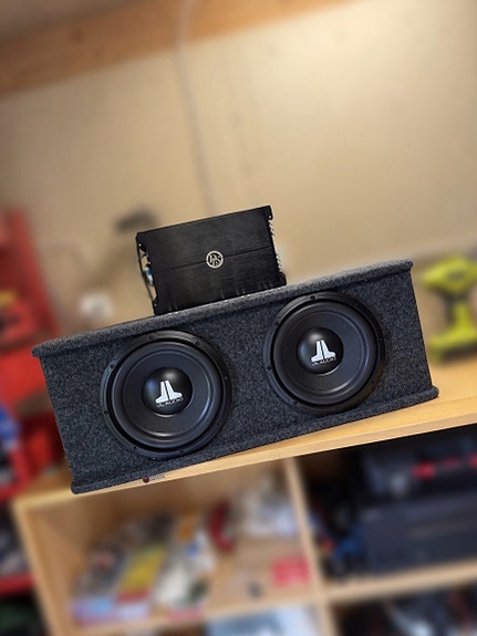 Product image 1 of 2