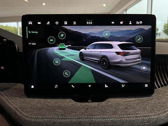 Skoda Superb 9 of 13