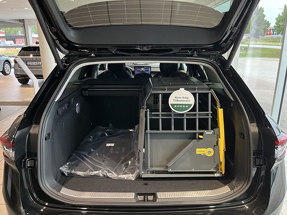 Skoda Superb 3 of 13