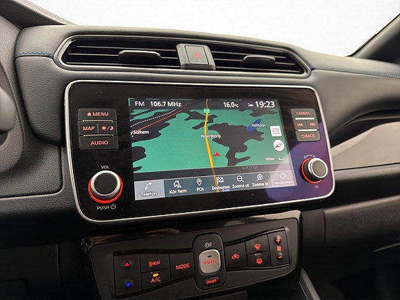 Nissan Leaf 15 of 26