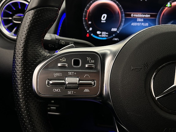 Mercedes-Benz EQB350 16 of 30