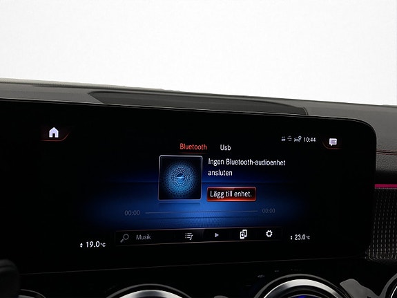 Mercedes-Benz EQB350 25 of 30