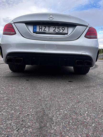 Mercedes-Benz C450 7 of 23