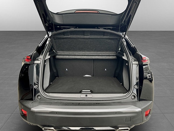 Peugeot 2008 15 of 15
