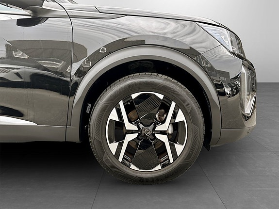 Peugeot 2008 14 of 15