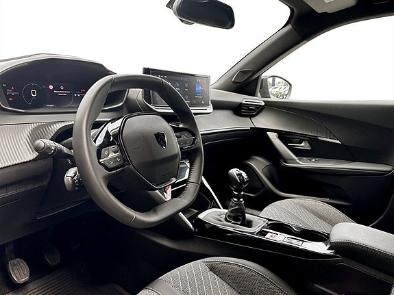 Peugeot 2008 4 of 15