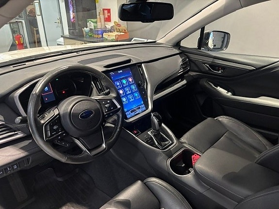 Subaru Outback 7 of 16