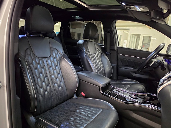 Kia Sorento 28 of 30