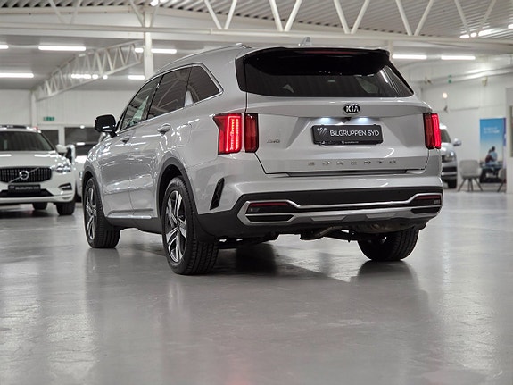 Kia Sorento 7 of 30