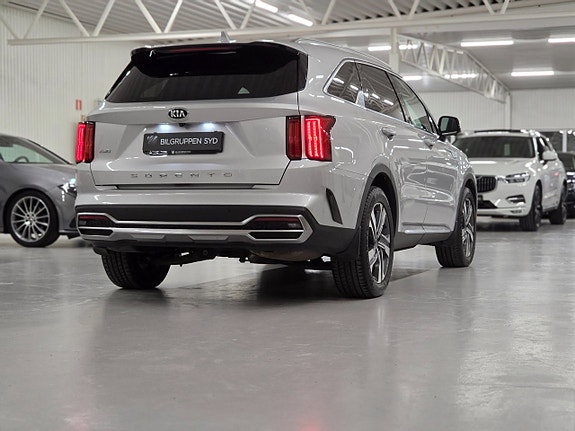 Kia Sorento 6 of 30