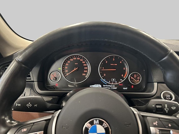 BMW 520d 12 of 16