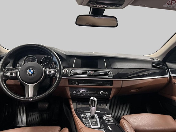 BMW 520d 9 of 16