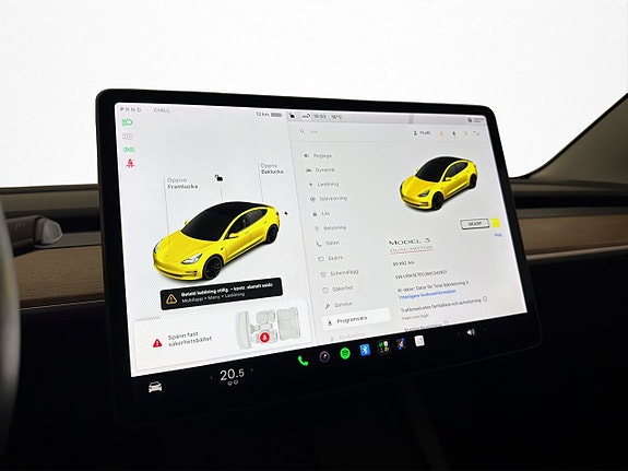 Tesla Model 3 24 of 30