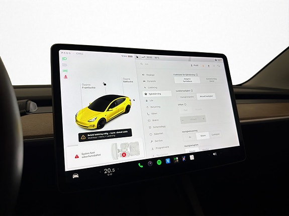 Tesla Model 3 23 of 30